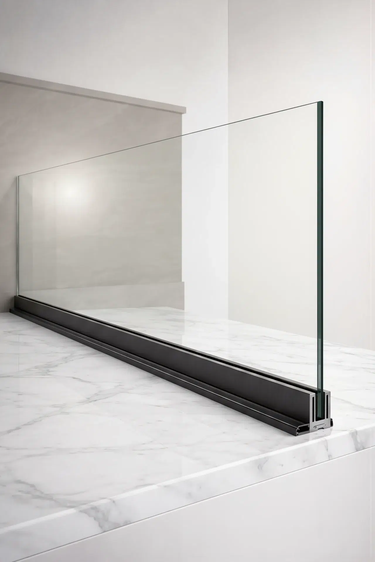 VLX 120 Glass Railing System in Belle Glade, FL | Sightline Windows & Doors Belle Glade - detail 2
