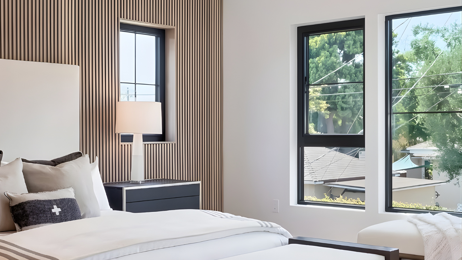 VLX 500 Single & Double Hung Window in Belle Glade, FL | Sightline Windows & Doors Belle Glade - detail 3